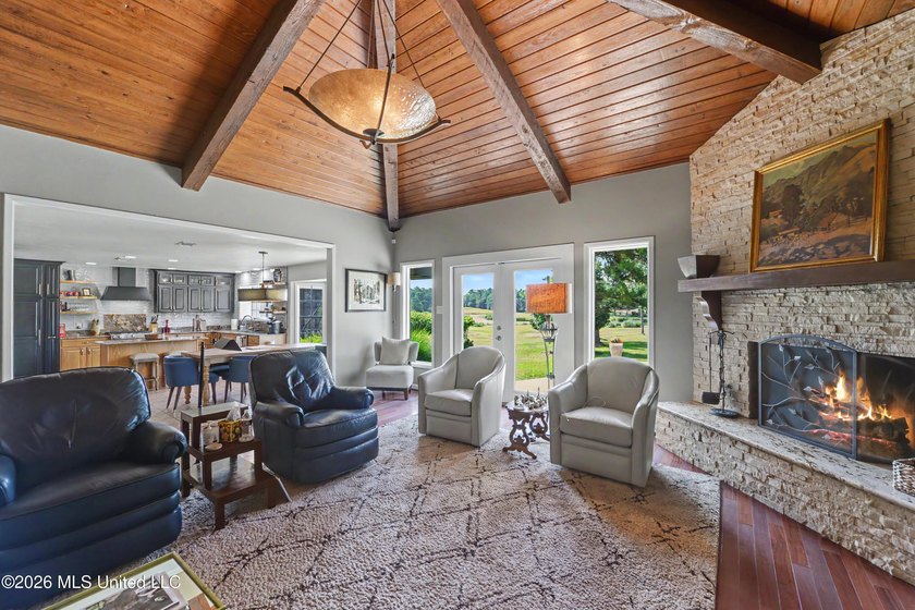 This gorgeous 3,320 sq ft remodeled cedar home sits on nearly an - photo 6
