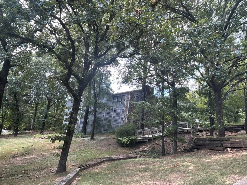 Discover the enduring appeal of 61 Abbey RD, Russellville - photo 3