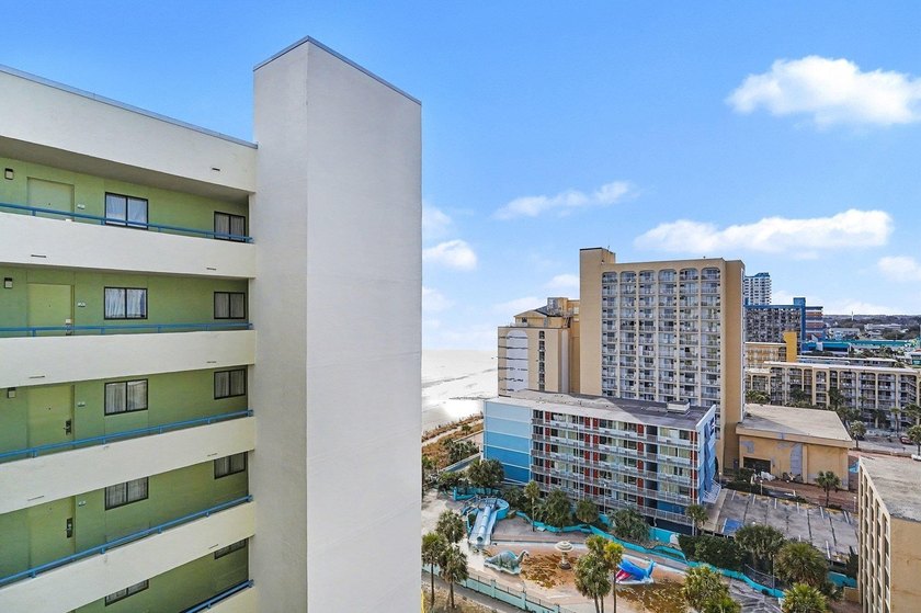 Wake up to beautiful ocean views from this inviting efficiency - photo 24