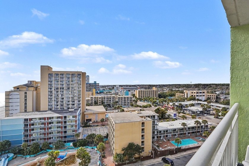 Wake up to beautiful ocean views from this inviting efficiency - photo 34