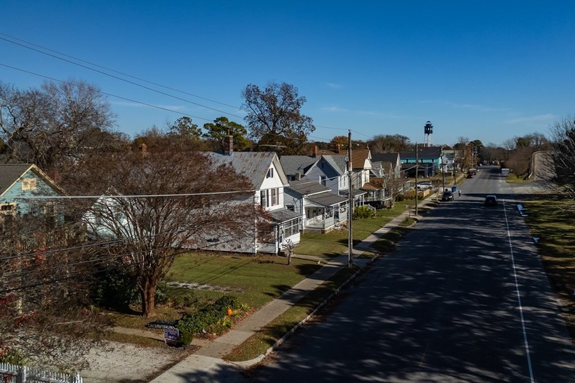 Instant opportunity as turn-key beach house and/or vacation - photo 42