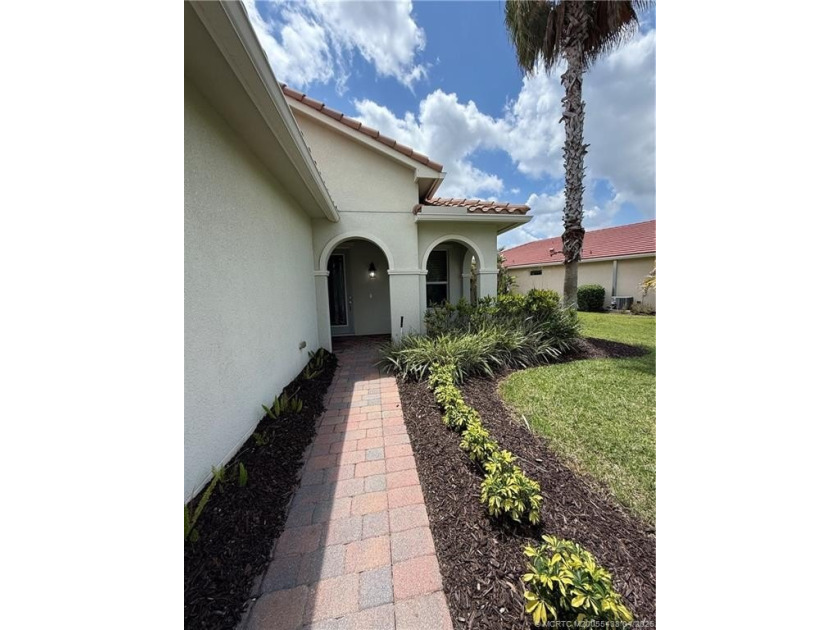 Beautiful 2BR + Den in the Highly Sought-After 55+ Community of - photo 3