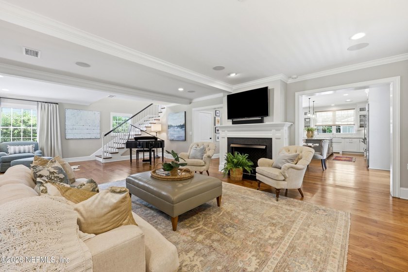 Beautifully renovated 2-story home near San Marco &amp; just a short - photo 9