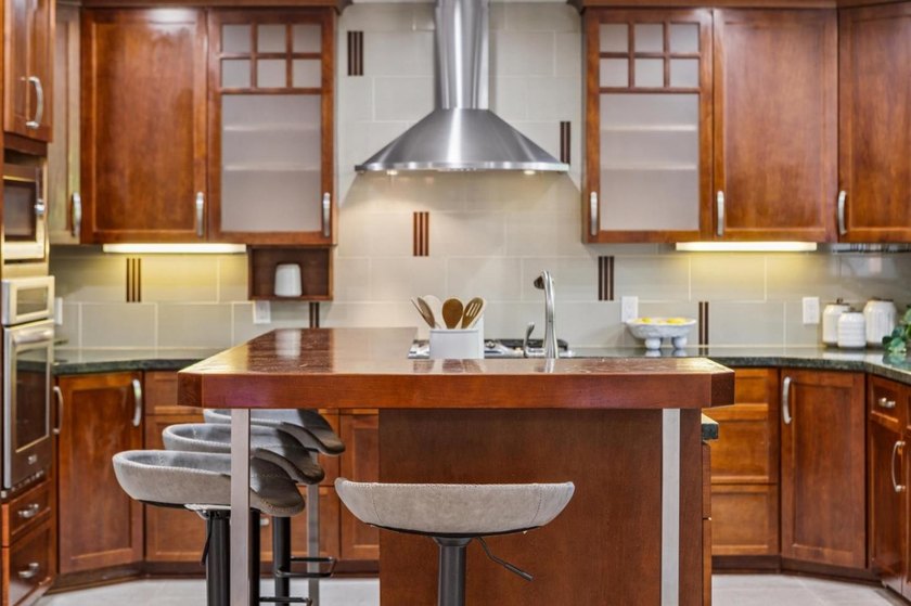 Welcome to 1091 Lancer Drive, a beautifully updated two-story - photo 10