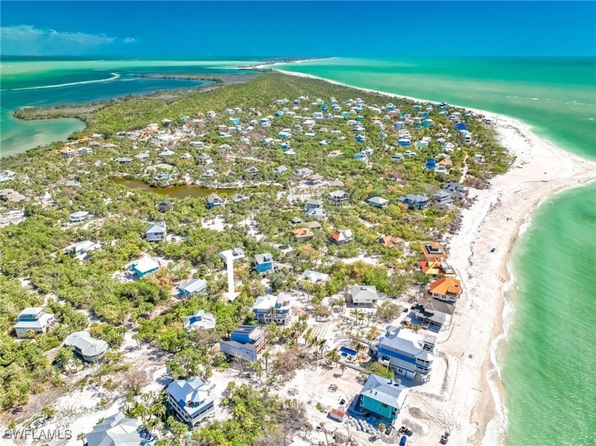 Very Close to the Beach and with a Fantastic View corridor! - photo 15