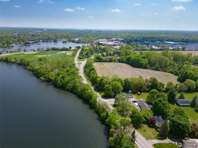 RARE &amp; PRIME OPPORTUNITY FOR BUILDER/DEVELOPER WITH THIS PRIZED - photo 17