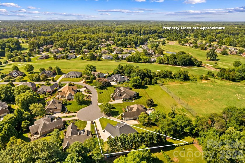 Buy 547 Muirfield Way in The Crescent Vistas and enjoy elegant - photo 37