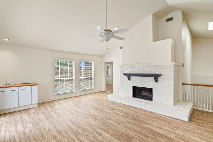 Experience carefree coastal living at Oak Bay Club Condominiums - photo 8