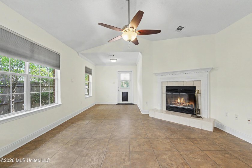 Adorable home located in Palm Ridge Estates in NORTH BILOXI - photo 5