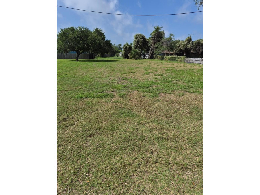 Two nice lots, side by side, each is 50126 creating building - photo 3