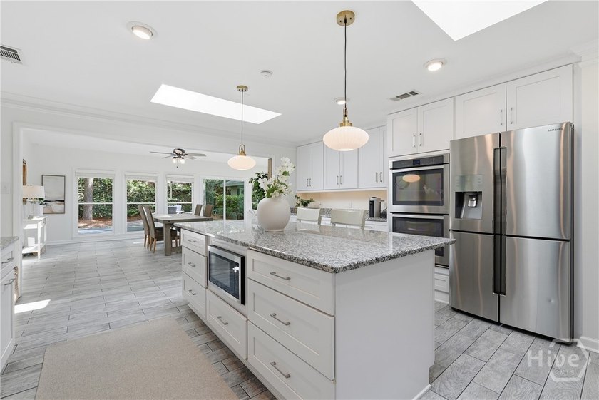 Don't miss the opportunity to own this well-maintained home - photo 10