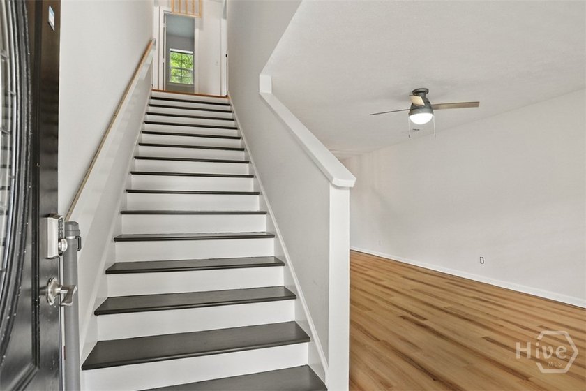 Spacious 3-bedroom, 2-bath home located at 143 Cambridge Drive - photo 6