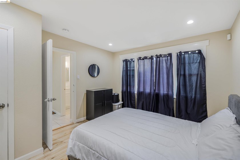 Welcome to 6007 San Pablo Avenue; a well-located 3-bedroom - photo 27