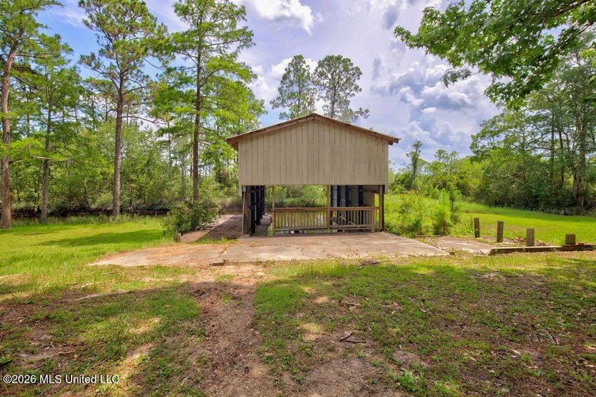 Escape to peace, privacy, and waterfront living on this - photo 5