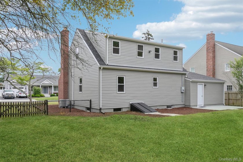 Welcome home to this beautifully renovated 4 bedroom, 2 full - photo 38