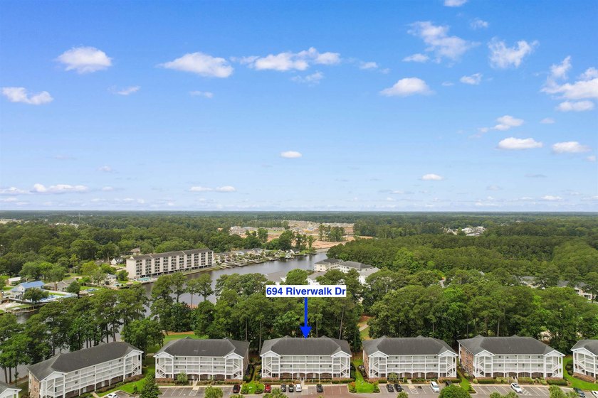CHECK OUT THIS AMAZING UNIT on ARROWHEAD GOLF COURSE IN - photo 43