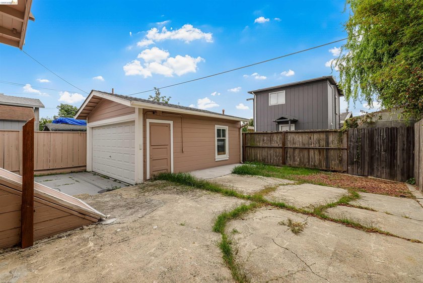 Welcome to 6007 San Pablo Avenue; a well-located 3-bedroom - photo 45