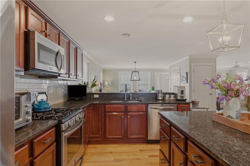 WATERVIEWS !!!! Enjoy Stunning Sunrises, Colorful Waterviews or - photo 15
