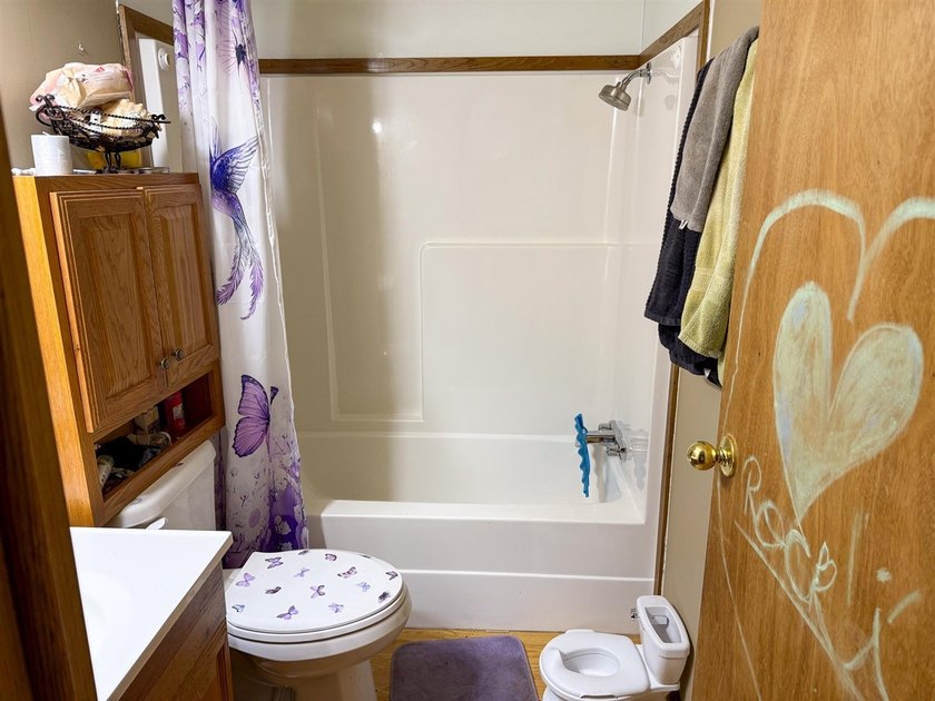 Charming Country Home with Stunning Sunset Views 3 Bed | 2 Bath - photo 4