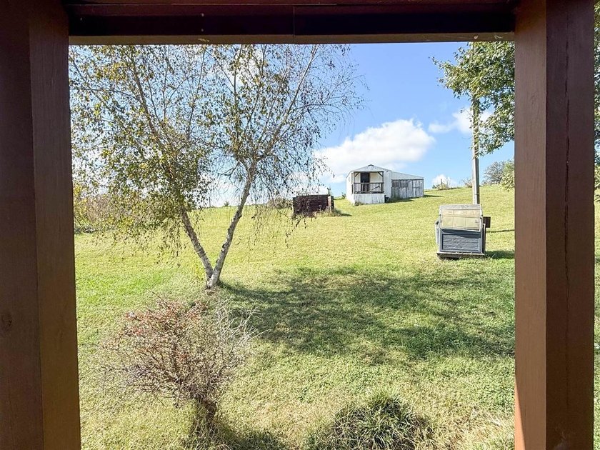 Charming Country Home with Stunning Sunset Views 3 Bed | 2 Bath - photo 10