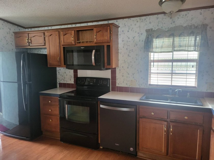 ANOTHER PRICE REDUCTION! Don't miss out on this one. Enjoy - photo 6