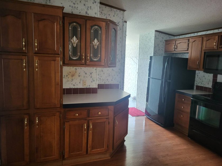 ANOTHER PRICE REDUCTION! Don't miss out on this one. Enjoy - photo 8