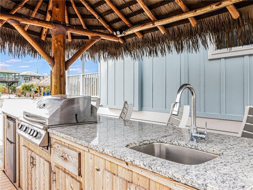 Owner financing available. Cozy, luxury living at an affordable - photo 3