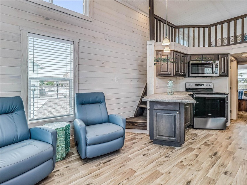 Owner financing available. Cozy, luxury living at an affordable - photo 8