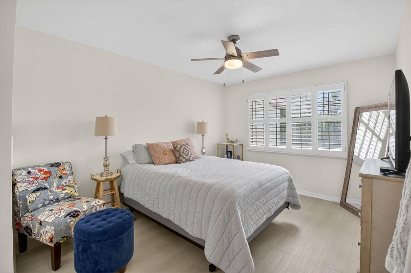 Modern, clean, and filled with natural light-this 3-bedroom, 2 - photo 11