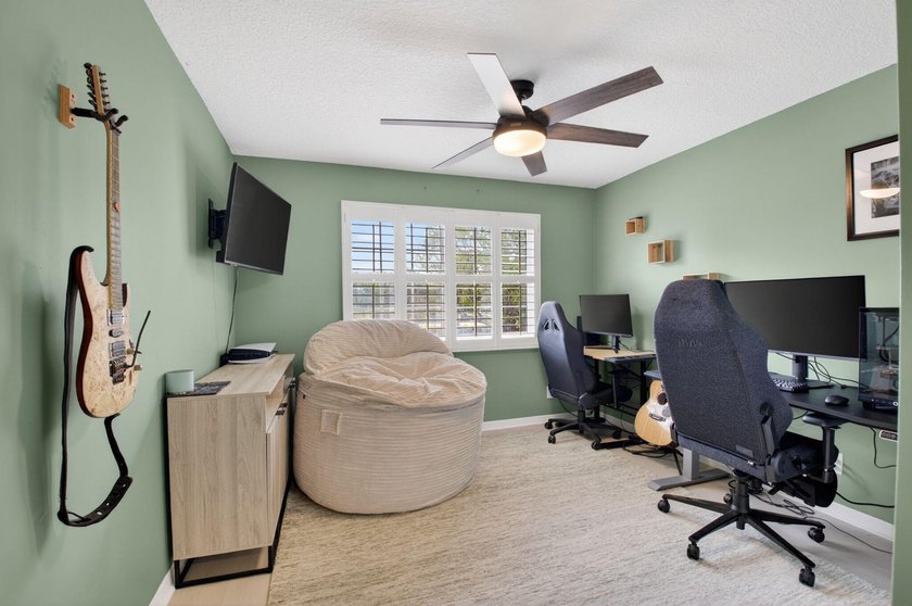 Modern, clean, and filled with natural light-this 3-bedroom, 2 - photo 12