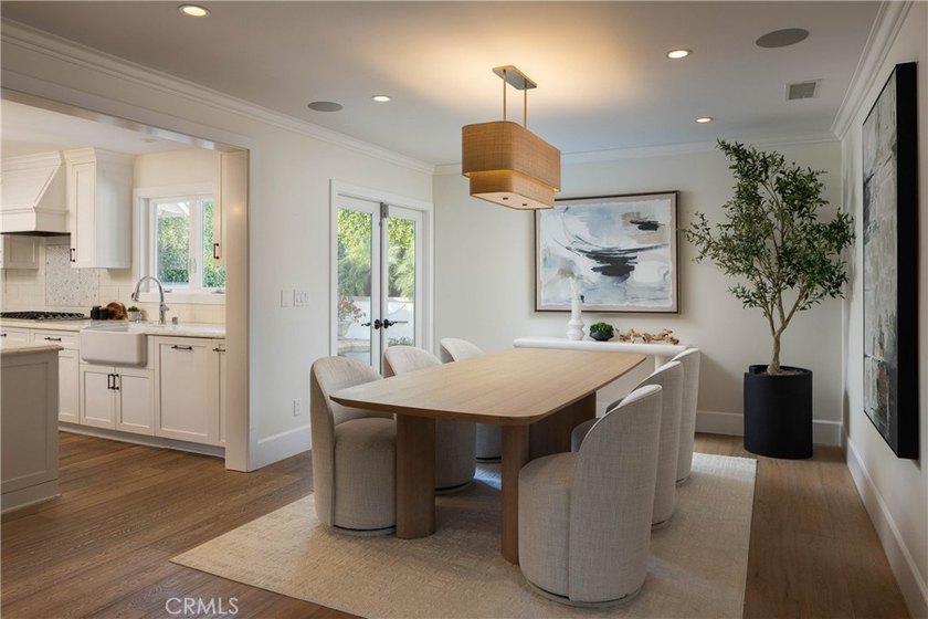 Welcome home to this charming Corona Highlands beach house - photo 10