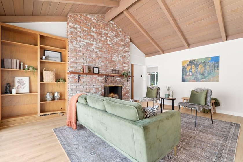 Located in Rio Del Mar, a short walk to the beach, this - photo 17