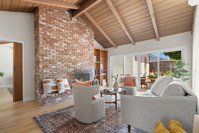 Located in Rio Del Mar, a short walk to the beach, this - photo 25