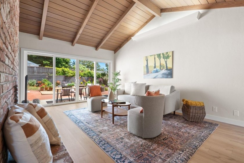 Located in Rio Del Mar, a short walk to the beach, this - photo 27