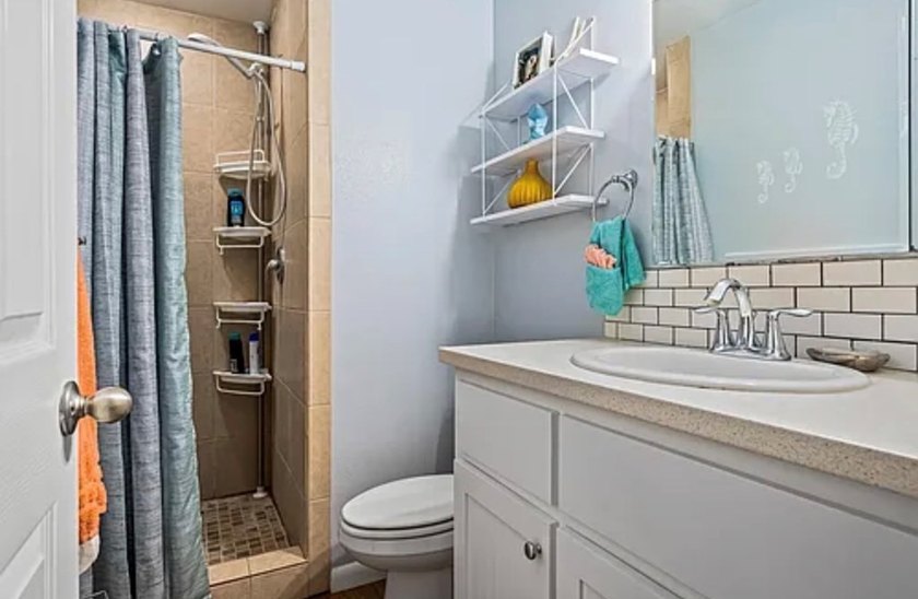 Cute 2 Bedroom and 1 Bath Cottage in Copano Cottages. Buy as an - photo 4