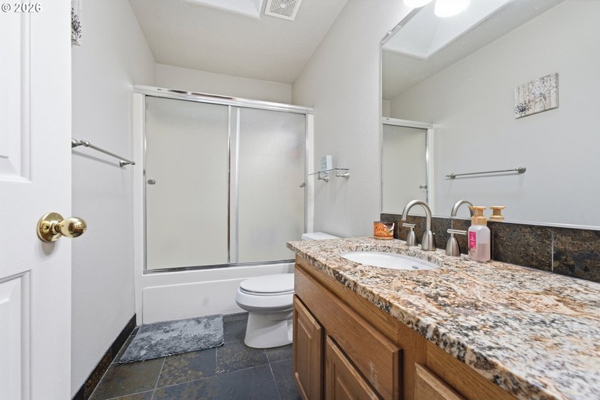Welcome to this beautifully maintained, two-story traditional - photo 29