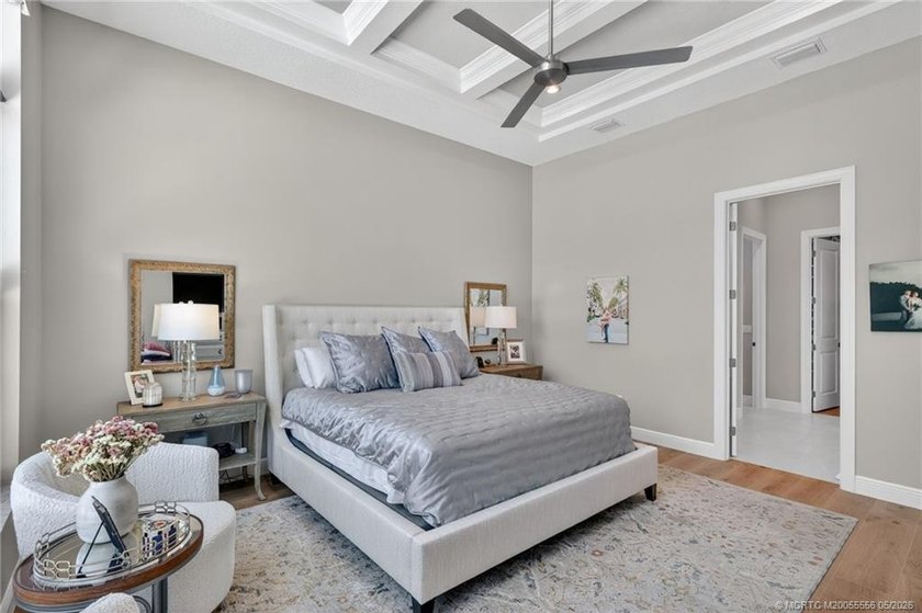 Absolutely stunning and impossible to replicate at this price! - photo 16