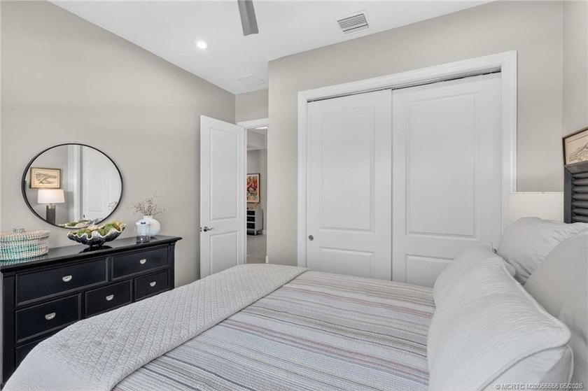 Absolutely stunning and impossible to replicate at this price! - photo 22