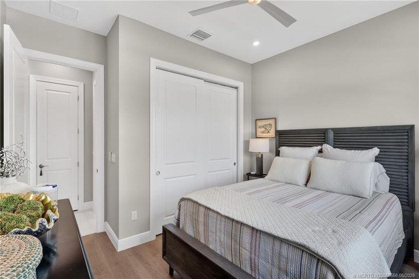 Absolutely stunning and impossible to replicate at this price! - photo 23