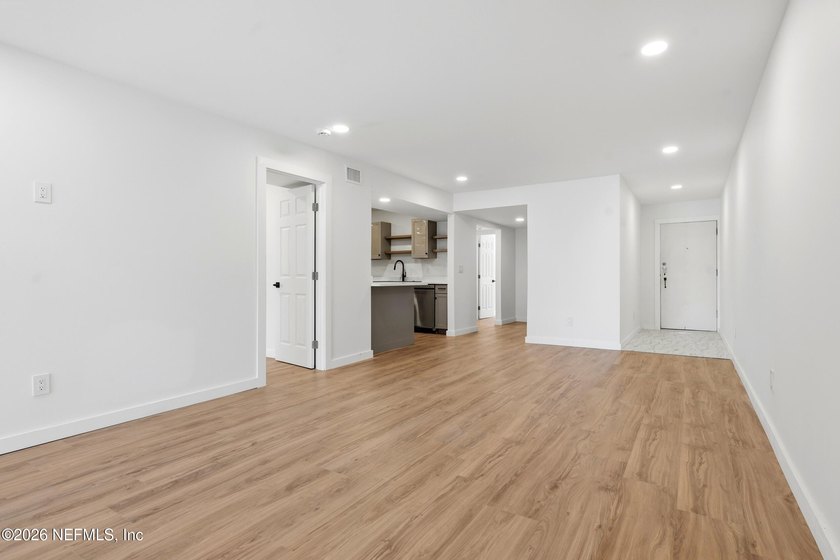 Why rent when you can own? Beautifully renovated lakefront condo - photo 4