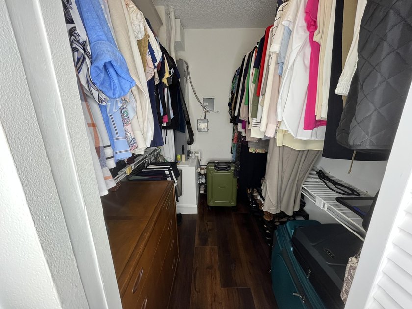 What a find! Well cared-for two bedroom, two bath townhouse with - photo 18