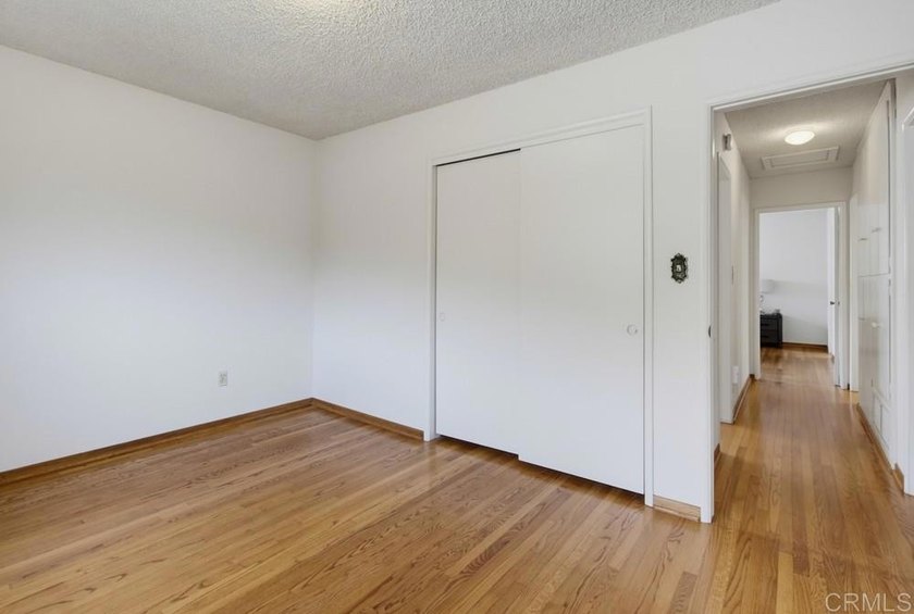 Welcome to this beautifully maintained Serra Mesa home where the - photo 24