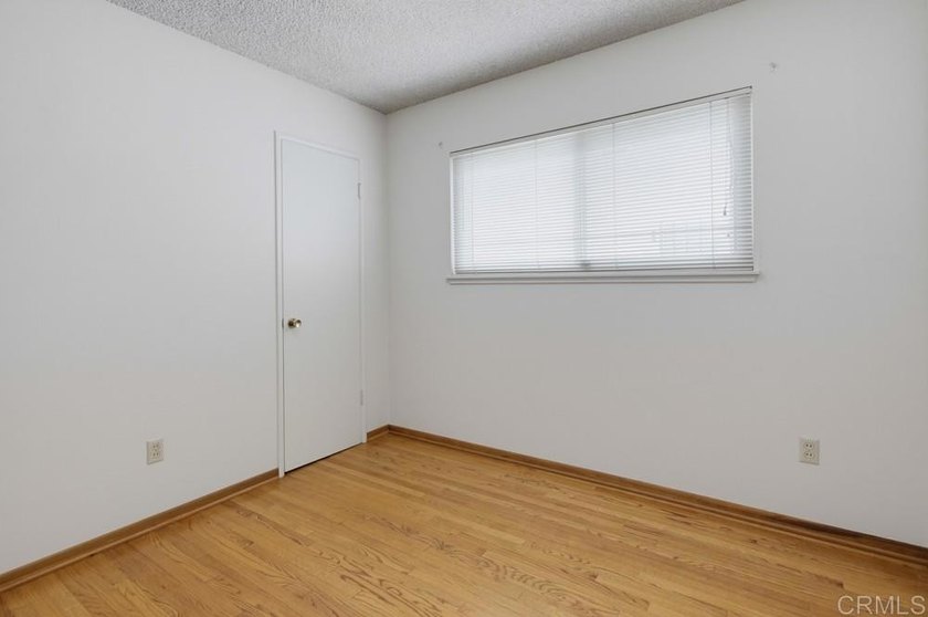 Welcome to this beautifully maintained Serra Mesa home where the - photo 26
