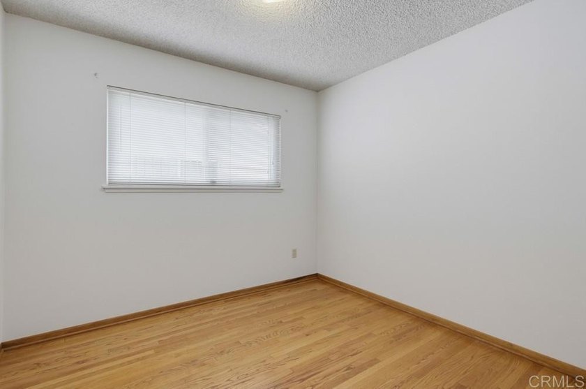 Welcome to this beautifully maintained Serra Mesa home where the - photo 27