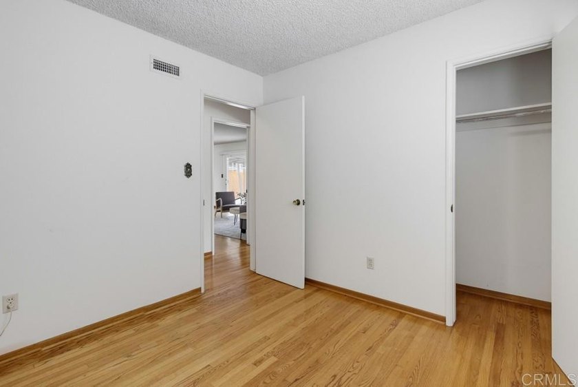 Welcome to this beautifully maintained Serra Mesa home where the - photo 28