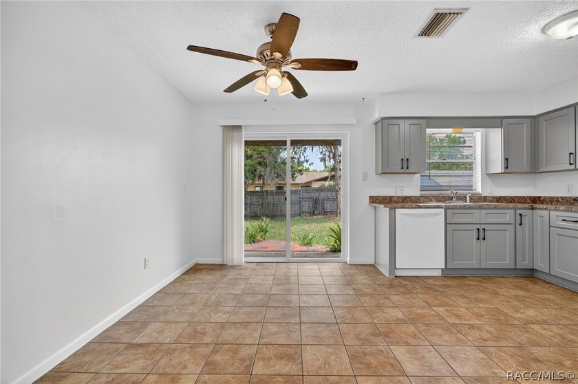 Welcome to this beautifully updated 3-bedroom, 2-bathroom home - photo 3