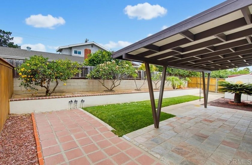 Welcome to this beautifully maintained Serra Mesa home where the - photo 35