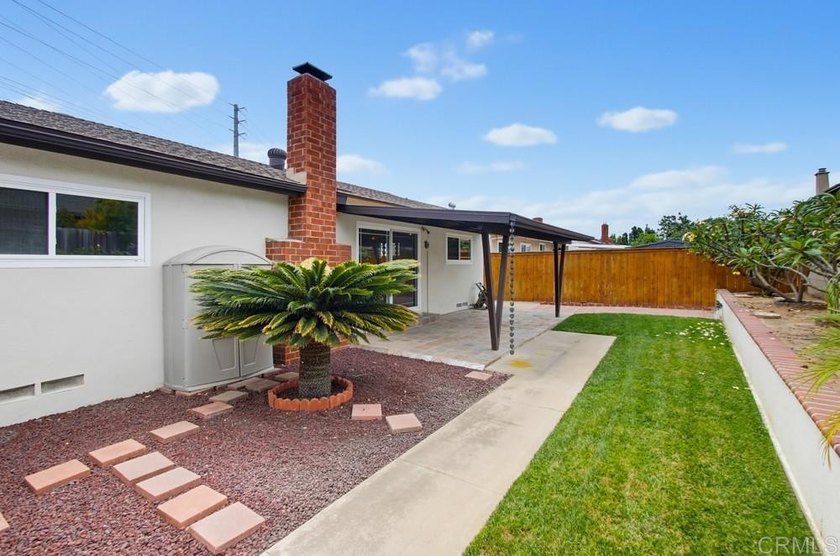 Welcome to this beautifully maintained Serra Mesa home where the - photo 39