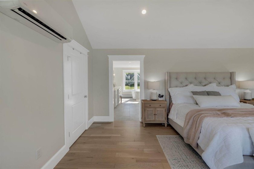 Showings begin July 11th. Welcome to 124 Dunton Circle, an - photo 11