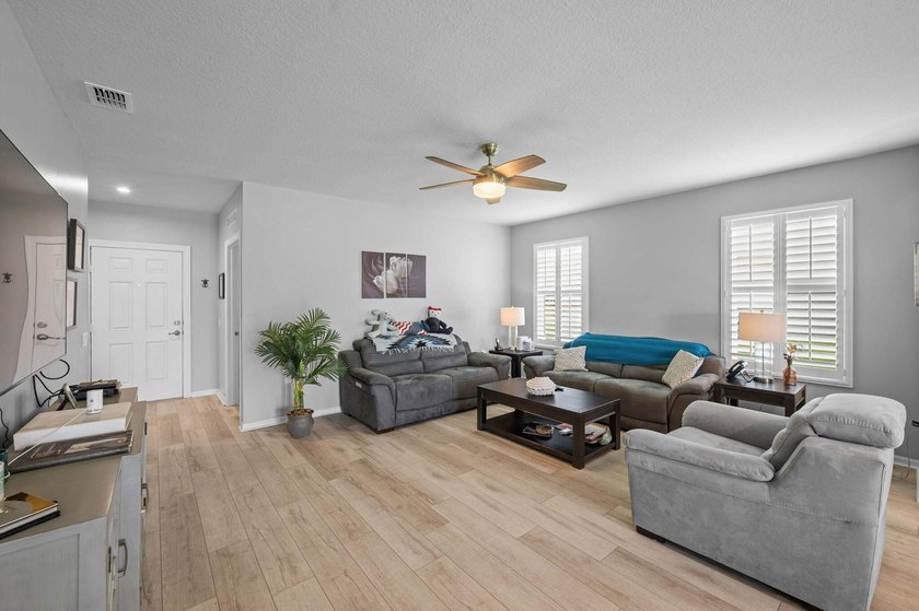 Welcome to a quiet community, Carriage Pointe Estates in Fort - photo 4